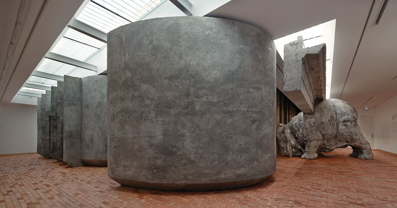 Today We Reboot the Planet, 2013. Serpentine Sackler Gallery, Londres. Cortesía del artista y Marian Goodman Gallery, Nueva York/París y Kurimanzutto, México D.F. ©Jörg Baumann Today We Reboot the Planet, 2013. Serpentine Sackler Gallery, Londres. Cortesía del artista y Marian Goodman Gallery, Nueva York/París y Kurimanzutto, México D.F. ©Jörg Baumann